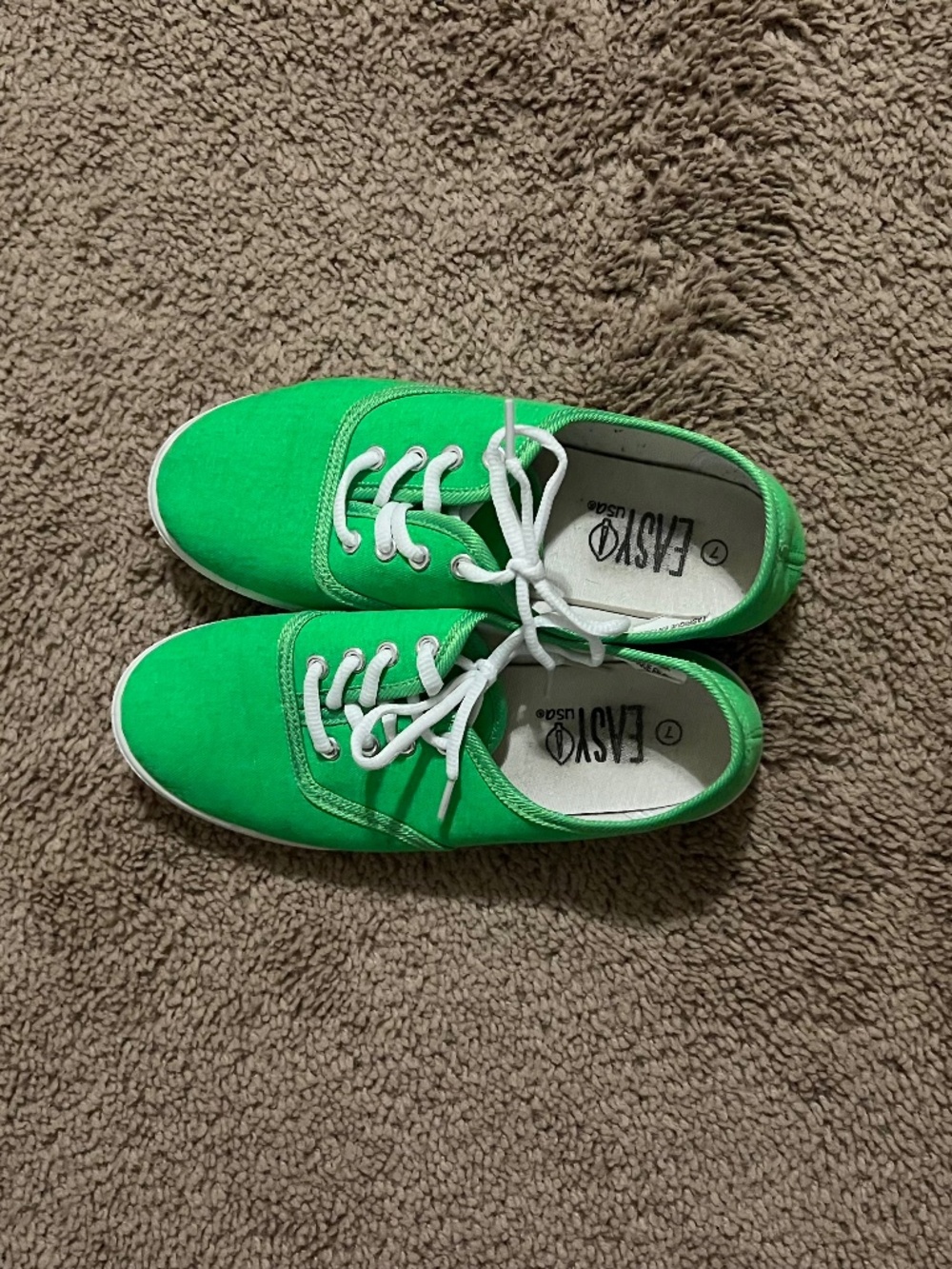 Neon green shoes women 7
